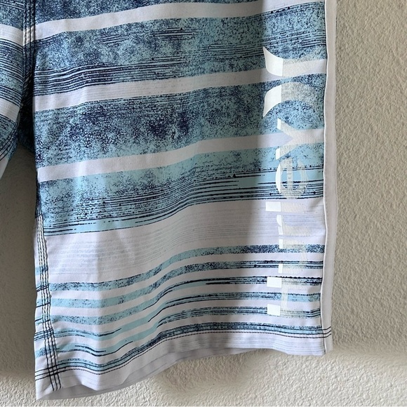 Hurley Men’s Swim Board Swim Trunks 34 Blue White Vacation Beach Pool Surf - Picture 9 of 9